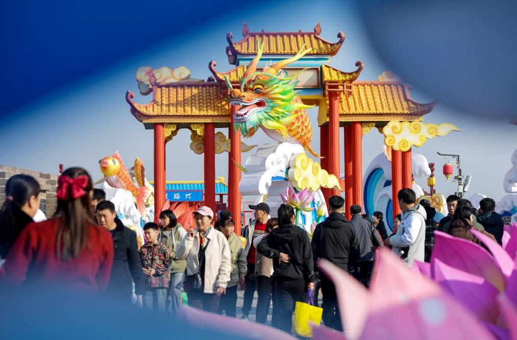 龙年古风FUN丨热闹！中国多地春节庙会年味浓