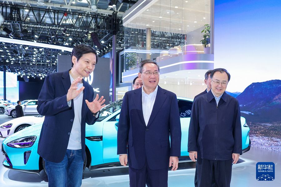 李强在2024北京国际汽车展览会调研时强调 大力发展智能网联新能源汽车 促进汽车产业高端化智能化绿色化升级