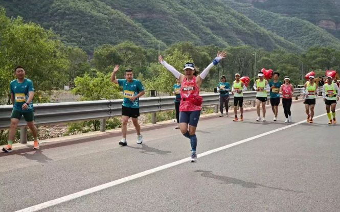 中实社河北武安：热血与激情交织的体育盛会5月25日普阳钢铁 赵马·2025武安马拉松激情开跑