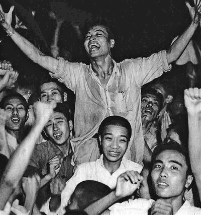 八月十五日,永远值得铭记(时空对话·特别策划)