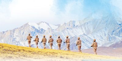 哨所官兵戍边六十五载，用行动践行忠诚誓言——  青春花开昆木加（强军路上·探访边关一线）