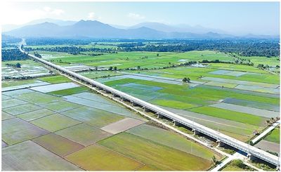 书写中国同世界各国彼此照亮、相互成就新篇章（大国外交·2025年度回眸）