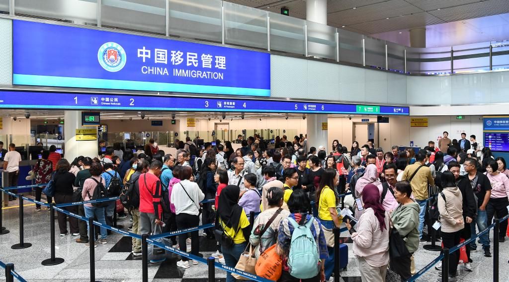 自贸港红利释放 海南入境游持续升温