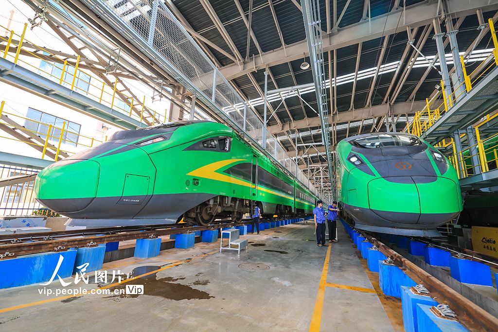 上海：配属列车组秋季整修